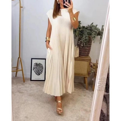 GUJI—302 Elegant Sleeveless Pleated Maxi Dress With Round Neckline