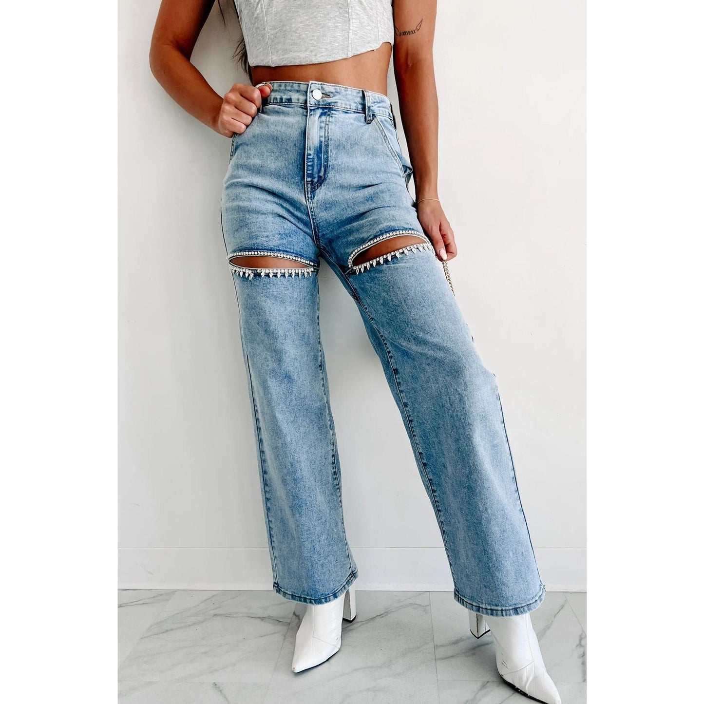 GUJI—65 2024 Spring/Summer Fashion Casual Ripped Straight-Leg Women's Jeans Women S Denim Fashionnovajeans Perfect Denimfashion businesscasual outfits sexy jeans