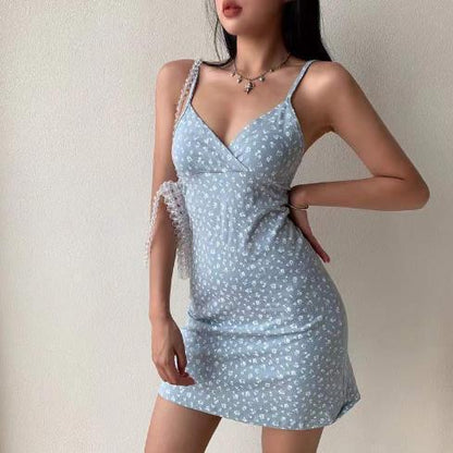 GUJI—330 Fashion V-Neck Floral Print Spaghetti Strap Dress